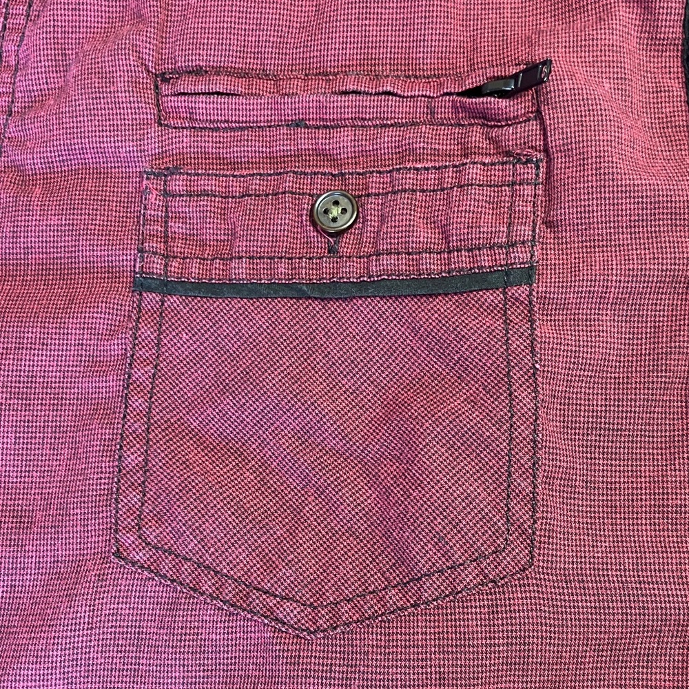 Short-Sleeve Men's Button-Up Shirt in Burgundy Check - Picture 7 of 10